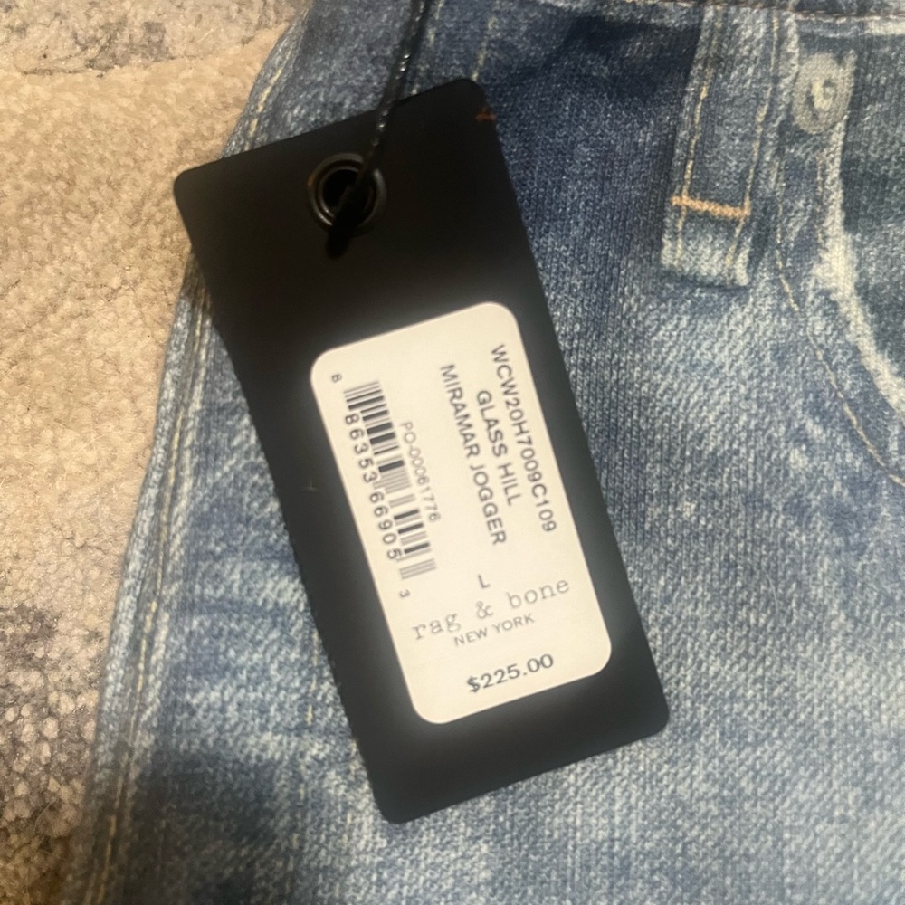 Size L Rag and Bone stretch jeans